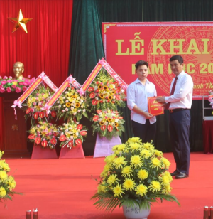 100+ mẫu hoa khai giảng năm học mới