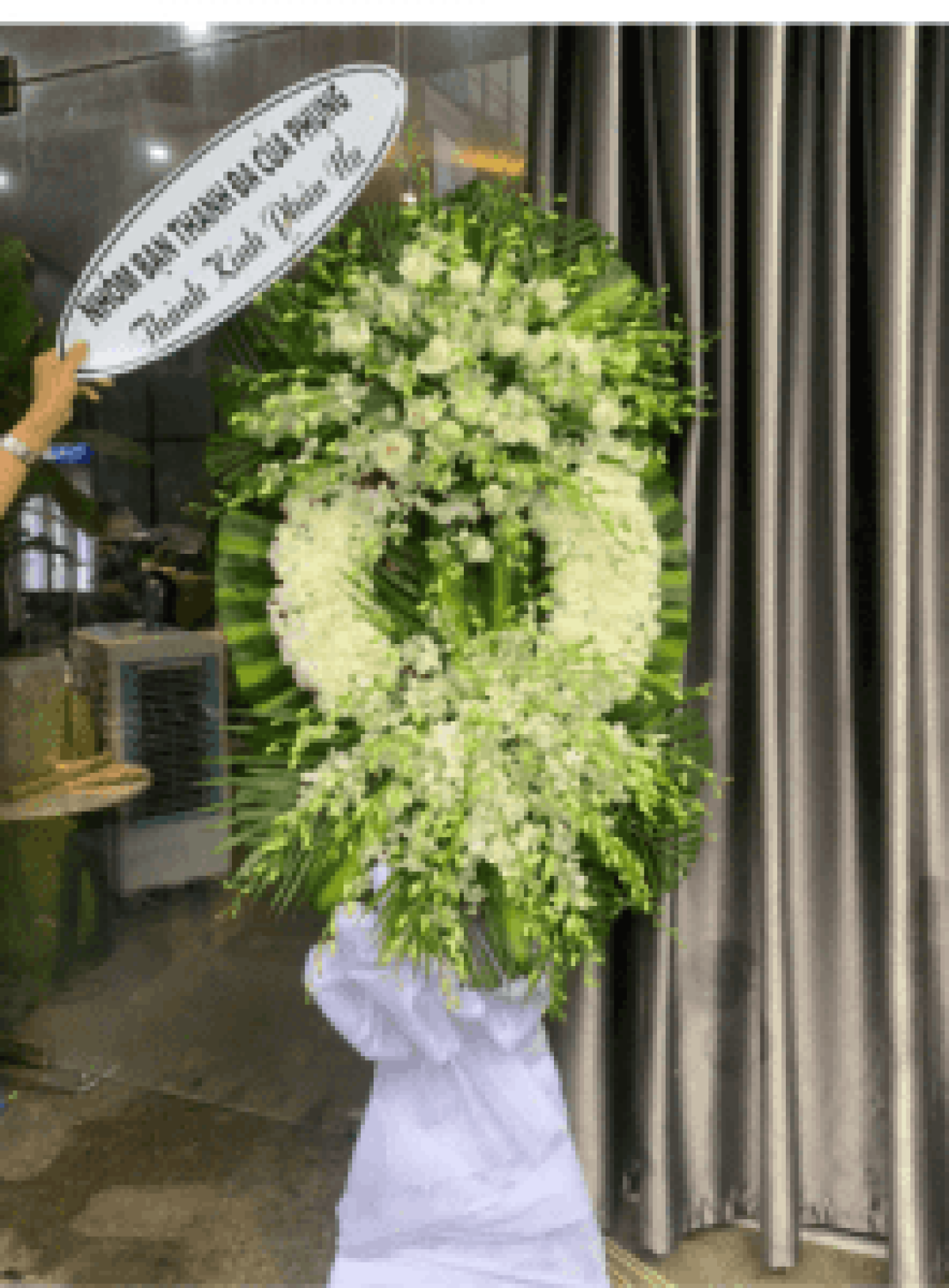 Hoa tươi - Kệ hoa viếng (TVF-KHV-003)